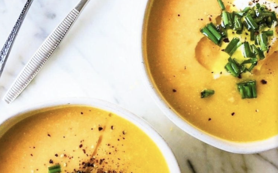 SIMPLE YELLOW SPLIT PEA SOUP